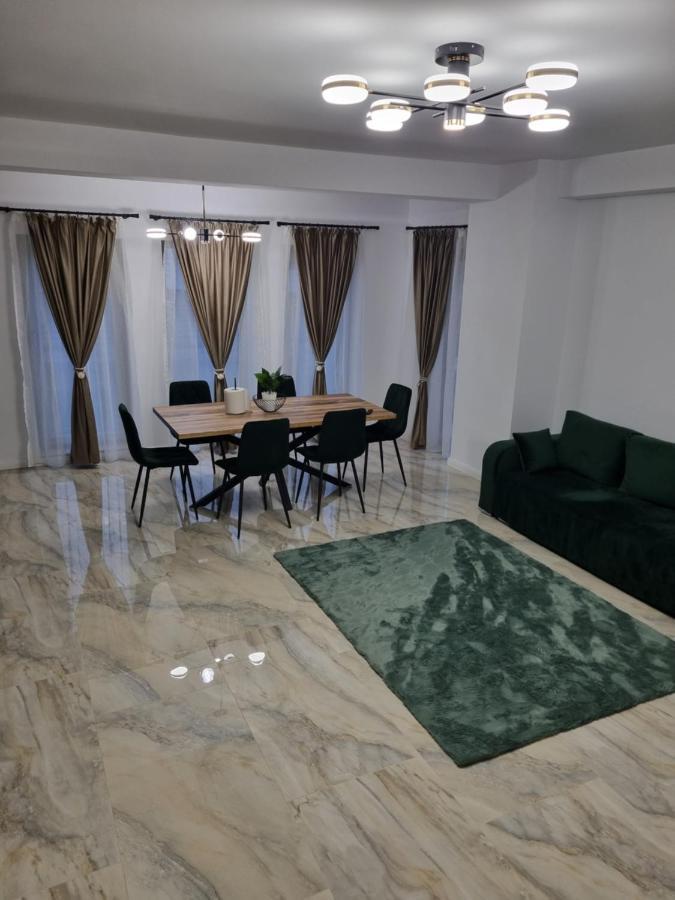 Apartament Mihai Cassas Residence Κραϊόβα Εξωτερικό φωτογραφία